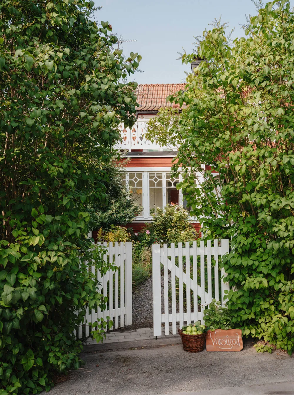 Encantadora casa de campo sueca con terraza y galería - Gallery image 1