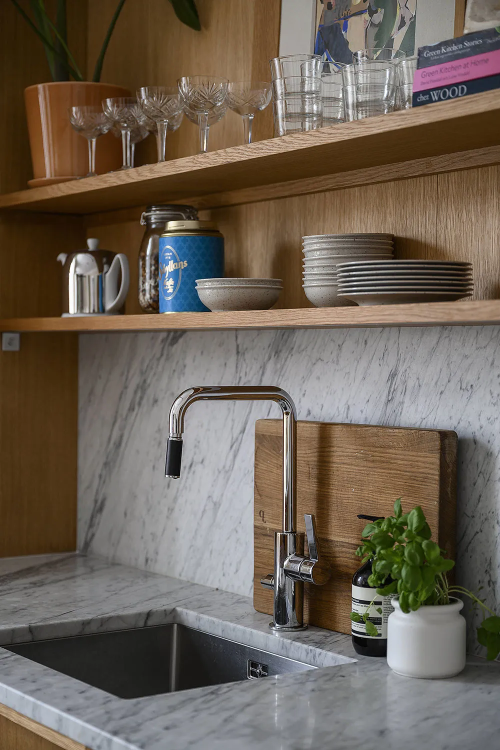 Лёгкие пастельные оттенки в дизайне приятной квартиры в Стокгольме - Gallery image 9