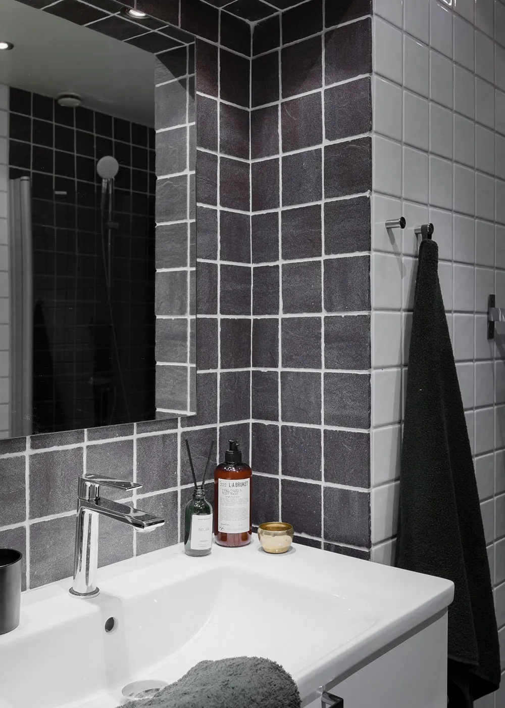 Beautiful Scandi Interior in Beige-Milk Tones (60 sq. m) - Gallery image 23