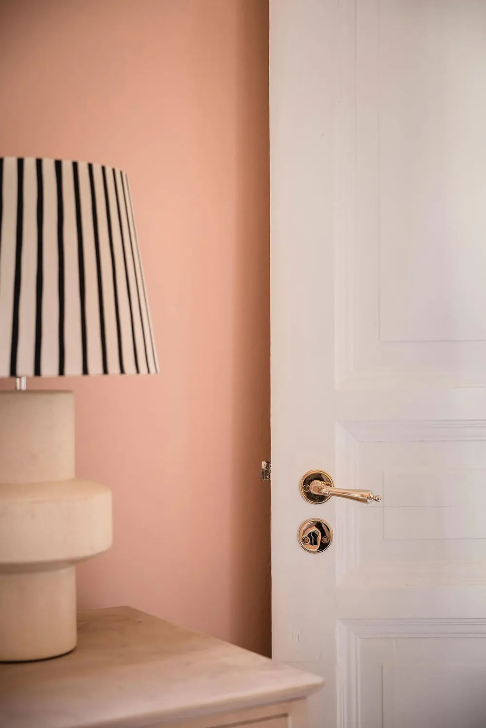 Ciepły skandynawski wnętrze w piaskowych tonach (74 mk) - Gallery image 23