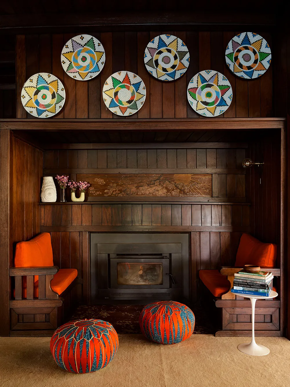 Amenos interiores de madera en un antiguo coto de campo en la costa de Australia - Gallery image 7