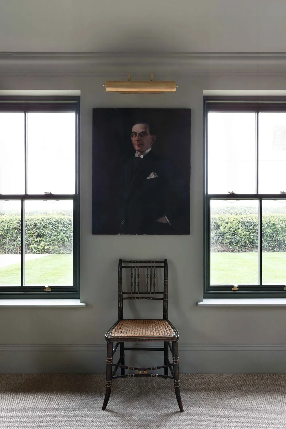 Cozy Country Cottage in England with an Engaging Art Collection - Gallery image 16