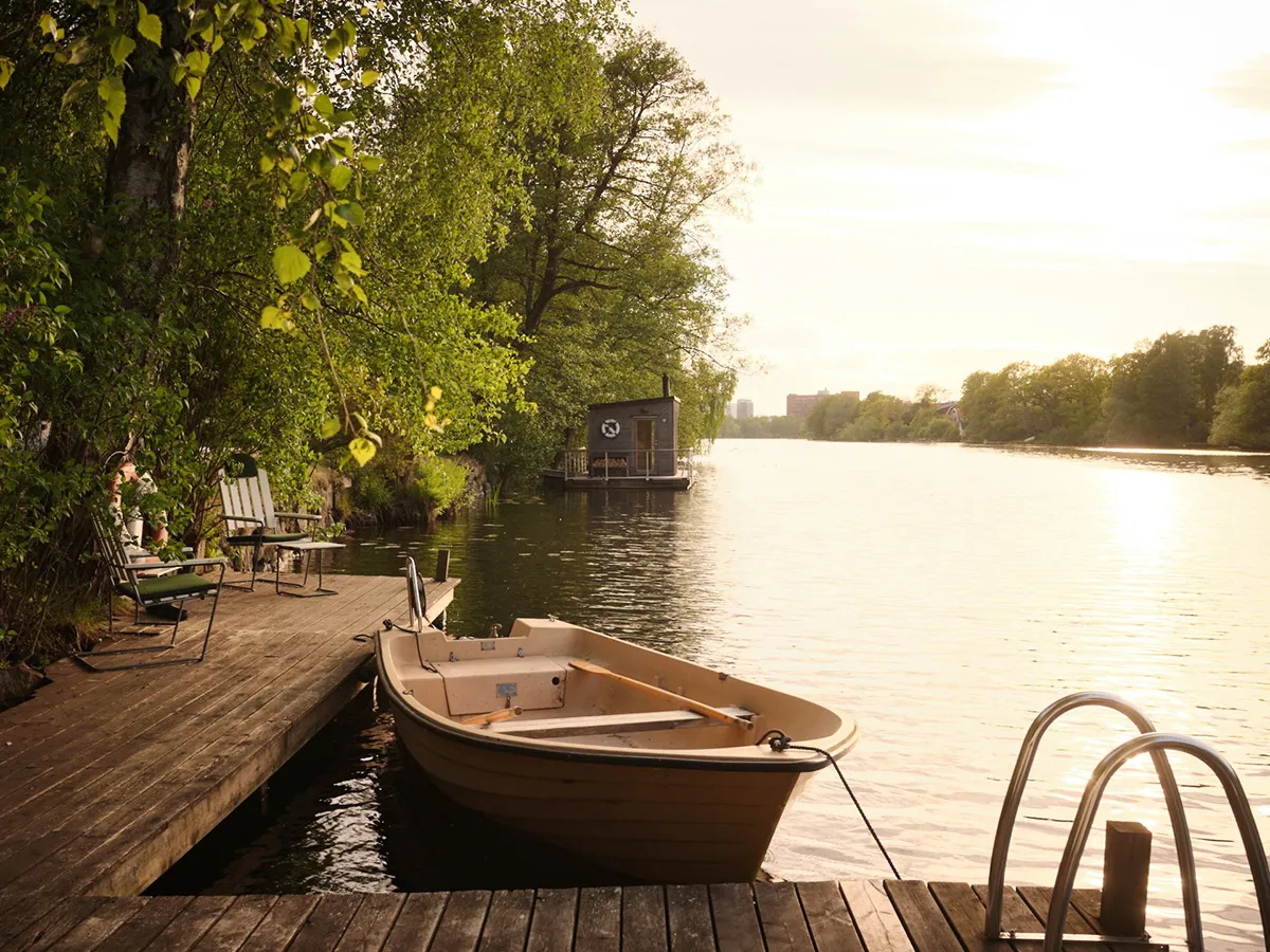 Magnifique cabin suédoise au bord du lac avec petit quai - Gallery image 1