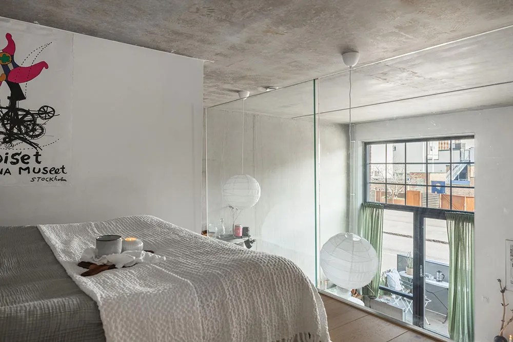 Paredes y techos de concreto a 4 m: loft escandinavo en Malmö (61 m²) - Gallery image 9