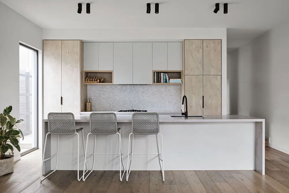 Невеликий сучасний будинок в Австралії з багатьма вікнами - Gallery image 8