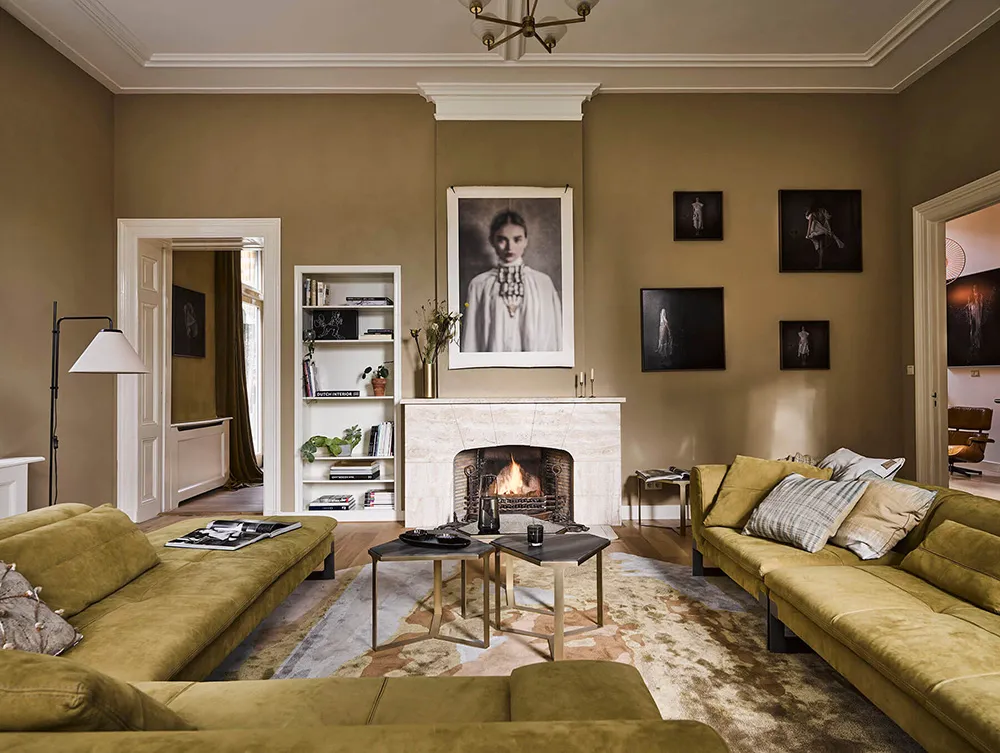 Красиві тони та стильний дизайн у інтер'єрах історичної вілли в Нідерландах - Gallery image 3