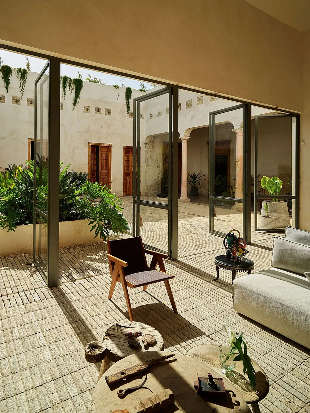 Une maison unique d'une famille créative au Mexique - Gallery image 2