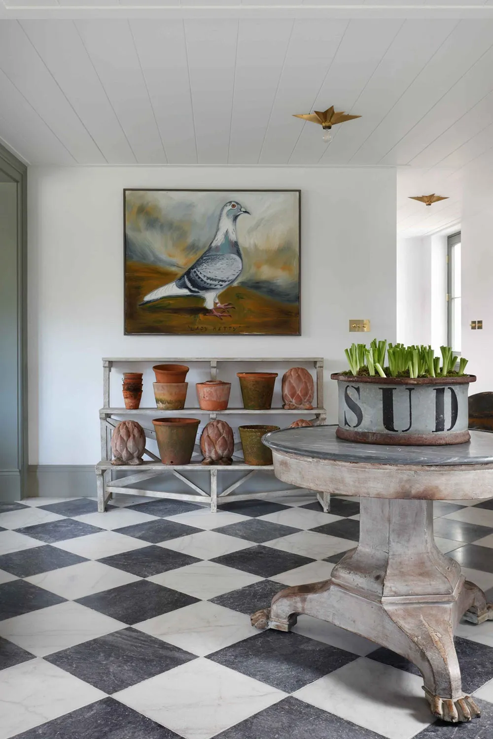 Cozy Country Cottage in England with an Engaging Art Collection - Gallery image 10