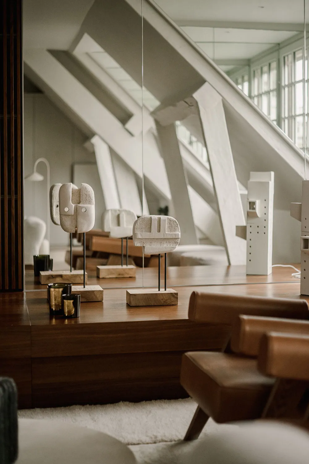 एक और पेरिस… छत के नीचे स्थित यह आकर्षक अपार्टमेंट, आधुनिक एवं स्टाइलिश डिज़ाइन का उत्कृष्ट उदाहरण है. - Gallery image 4