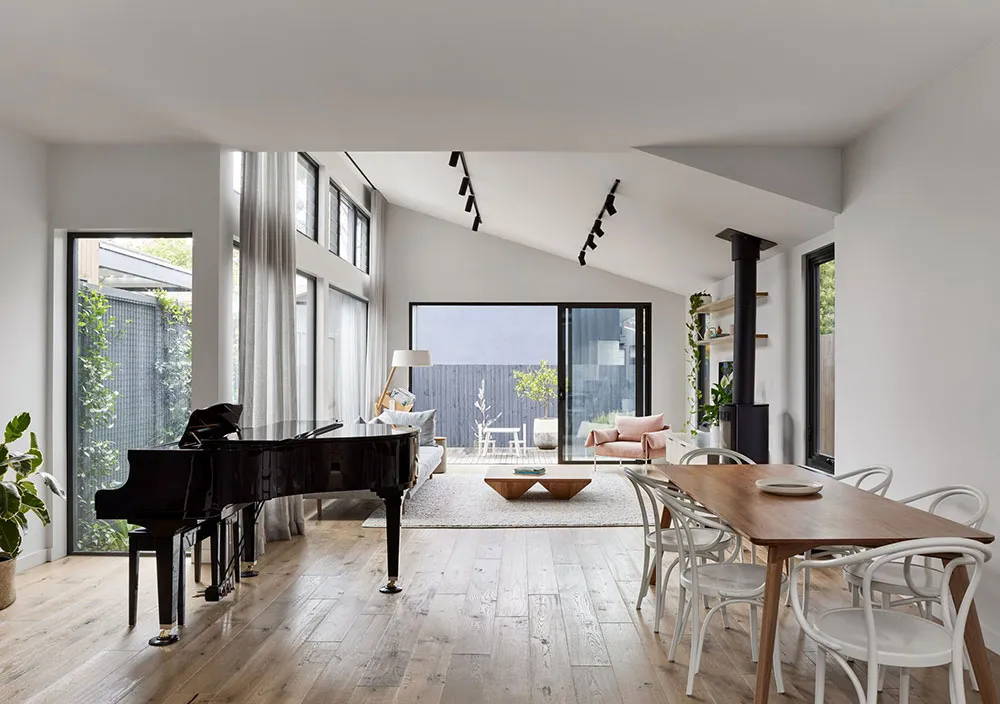 Невеликий сучасний будинок в Австралії з багатьма вікнами - Gallery image 6