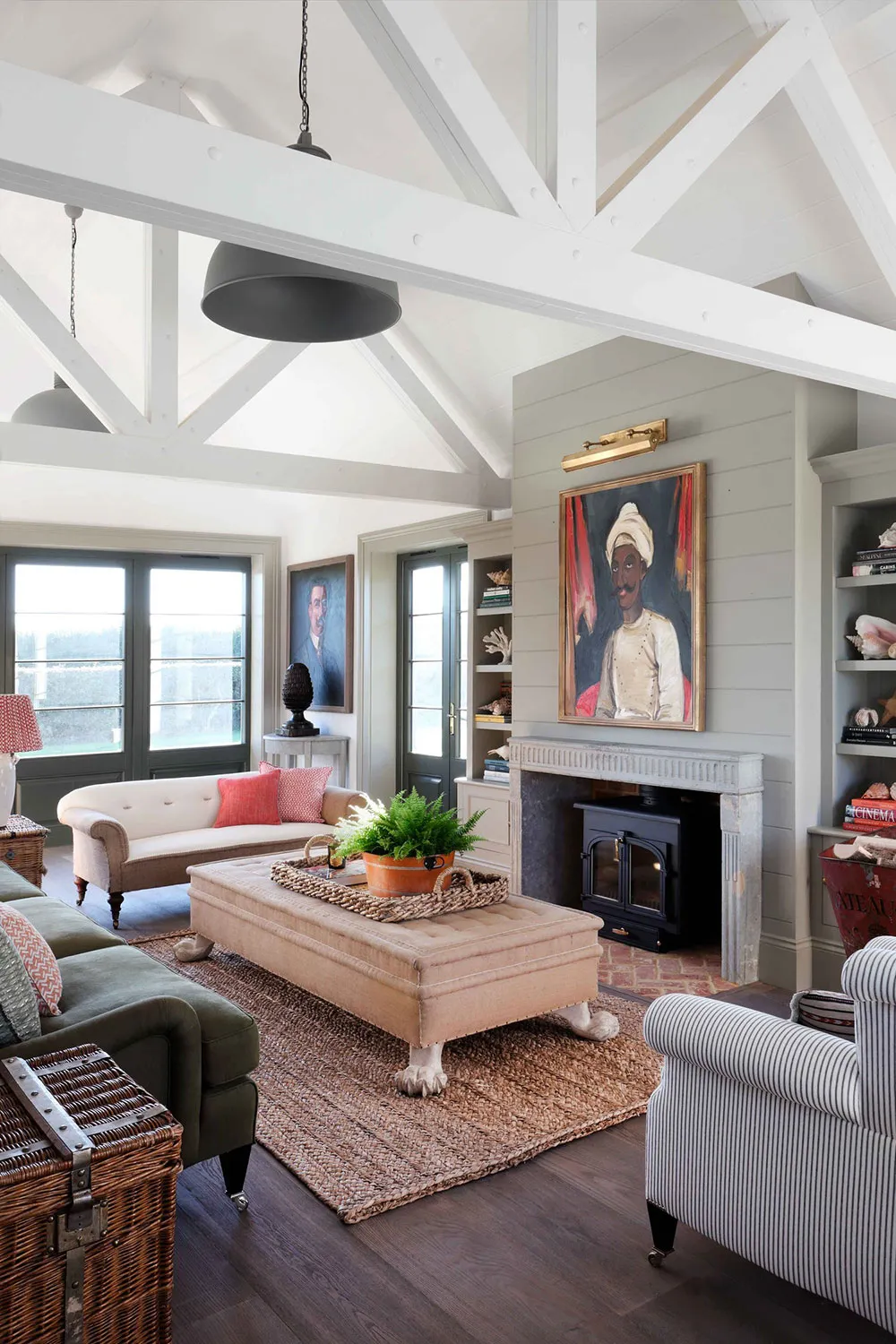 Cozy Country Cottage in England with an Engaging Art Collection - Gallery image 2