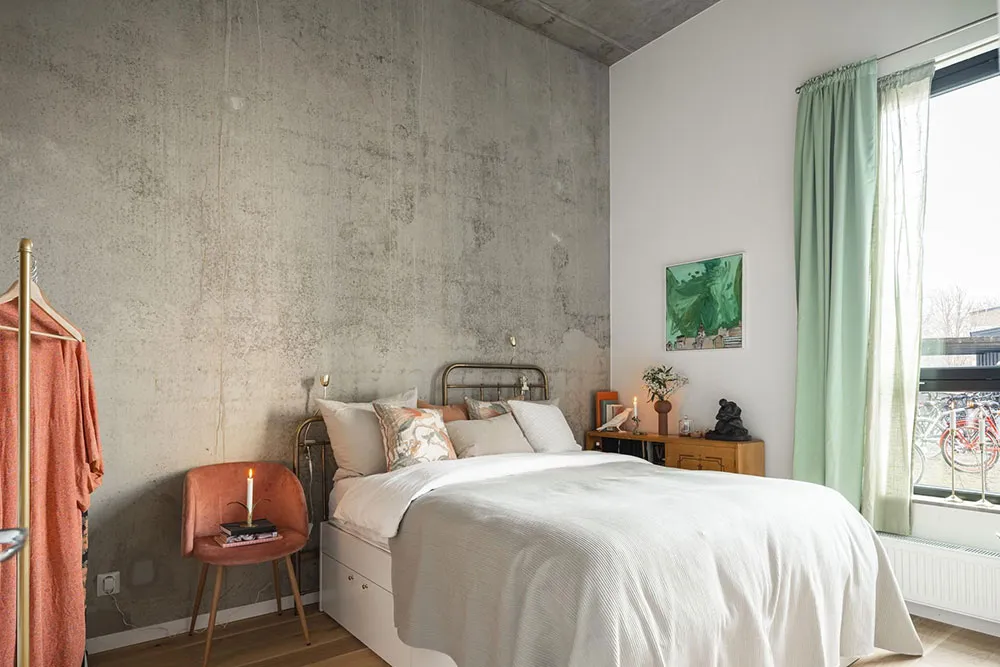 Paredes y techos de concreto a 4 m: loft escandinavo en Malmö (61 m²) - Gallery image 14