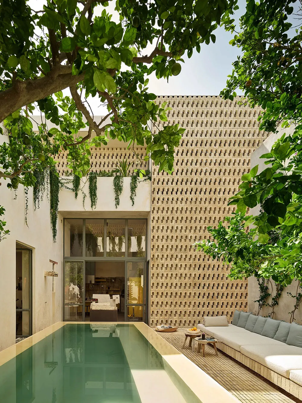 Une maison unique d'une famille créative au Mexique - Gallery image 1