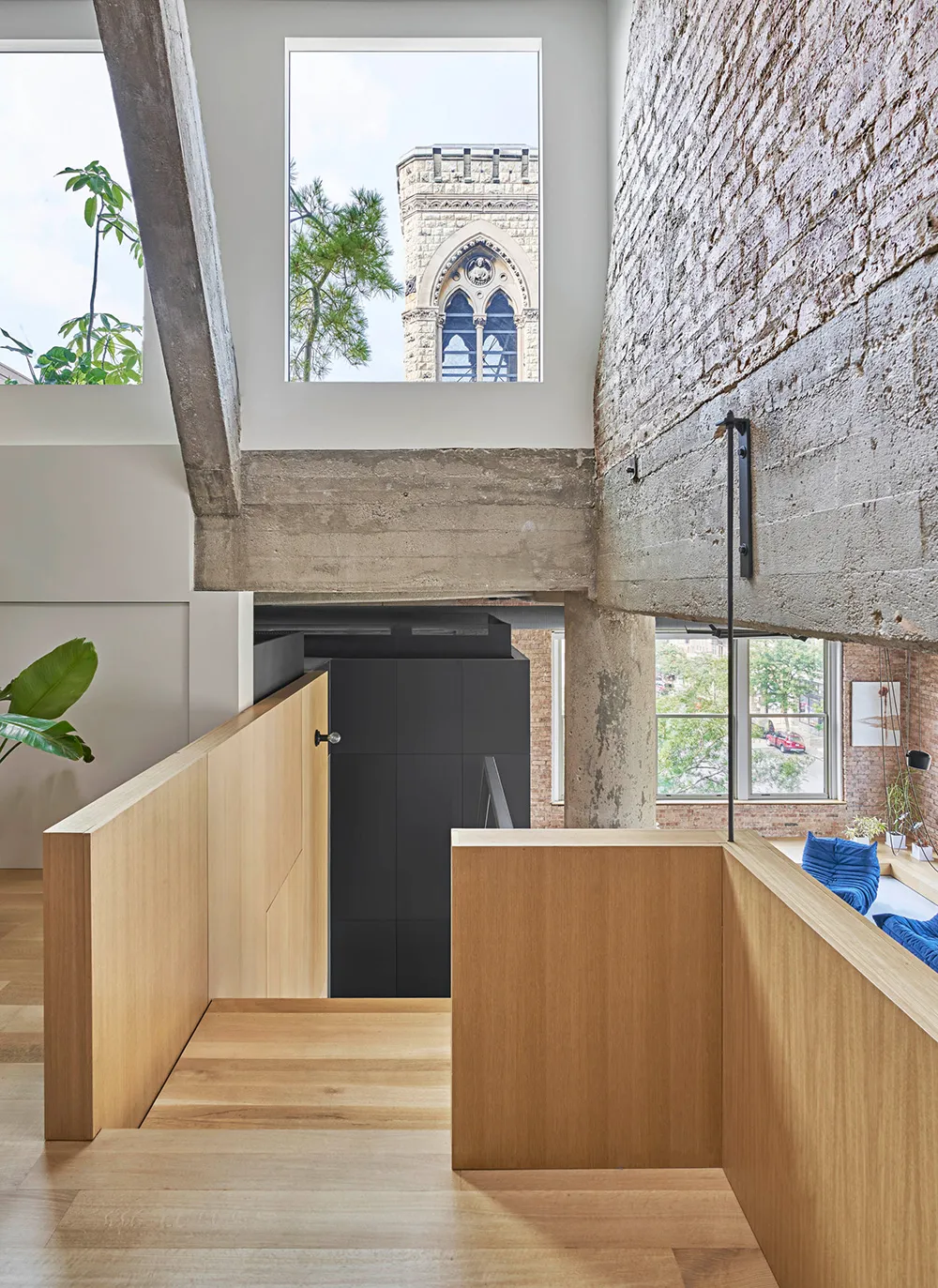Piękno przestrzeni przemysłowej: loft w byłym zakładzie przemysłowym w Chicago - 15