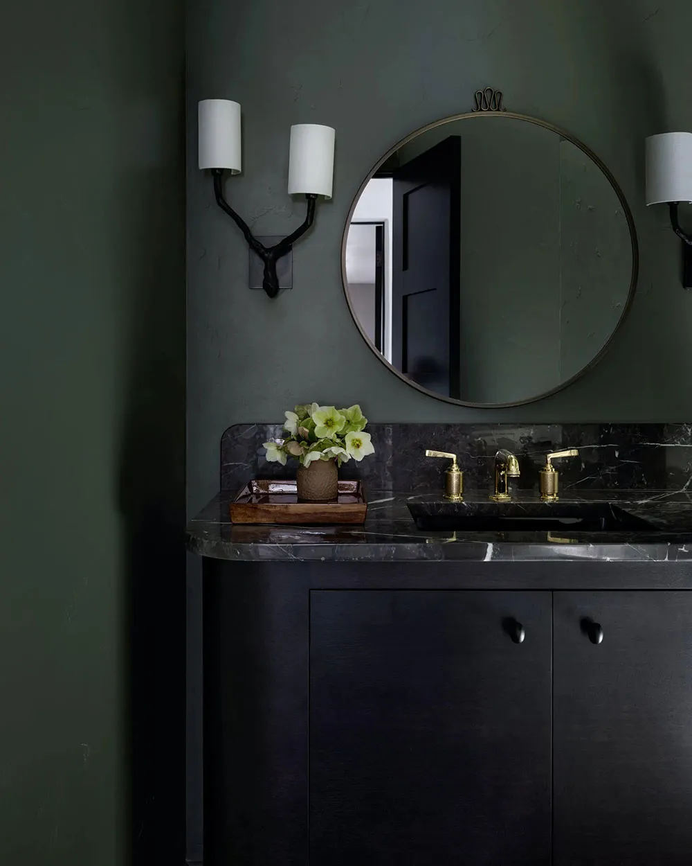 Gamme douce et décorature espagnole : maison aux États-Unis - Gallery image 5