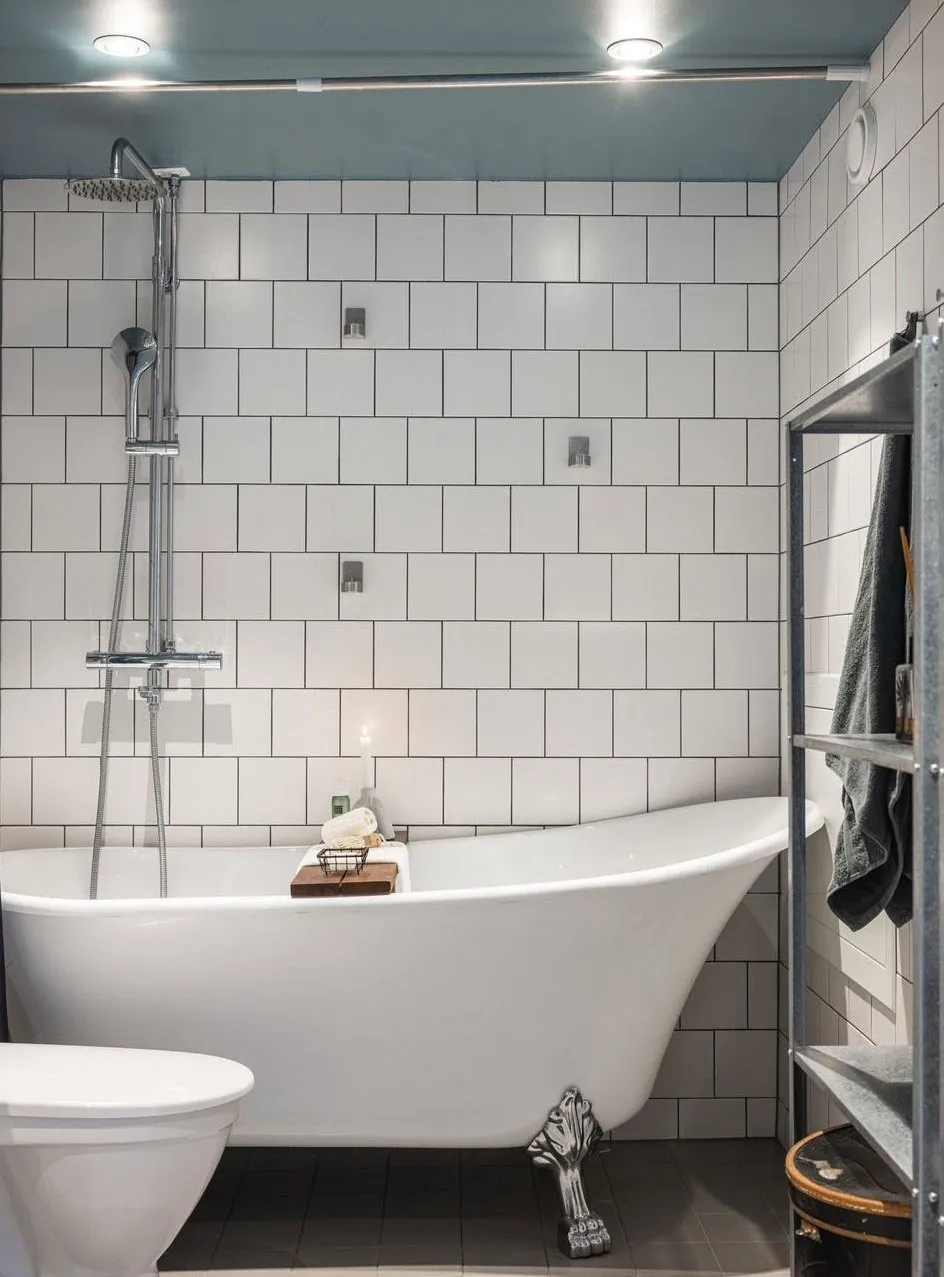 Paredes y techos de concreto a 4 m: loft escandinavo en Malmö (61 m²) - Gallery image 17