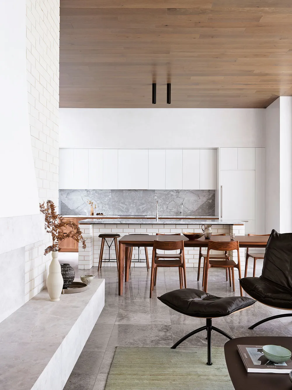 Ziegel, Fliese und modernes Design: Haus in Sydney - Gallery image 1