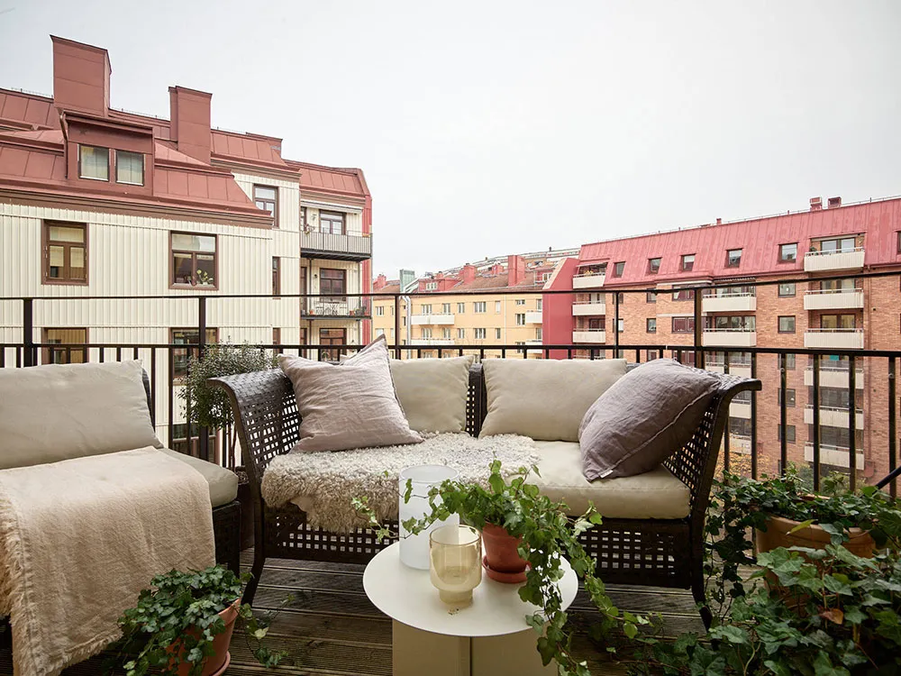 Appartement scandinave lumineux avec mur en brique sur la cuisine et un grenier privé (80 m²) - Gallery image 11