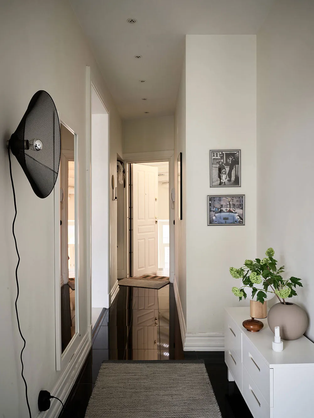 Appartement scandinave lumineux avec mur en brique sur la cuisine et un grenier privé (80 m²) - Gallery image 16