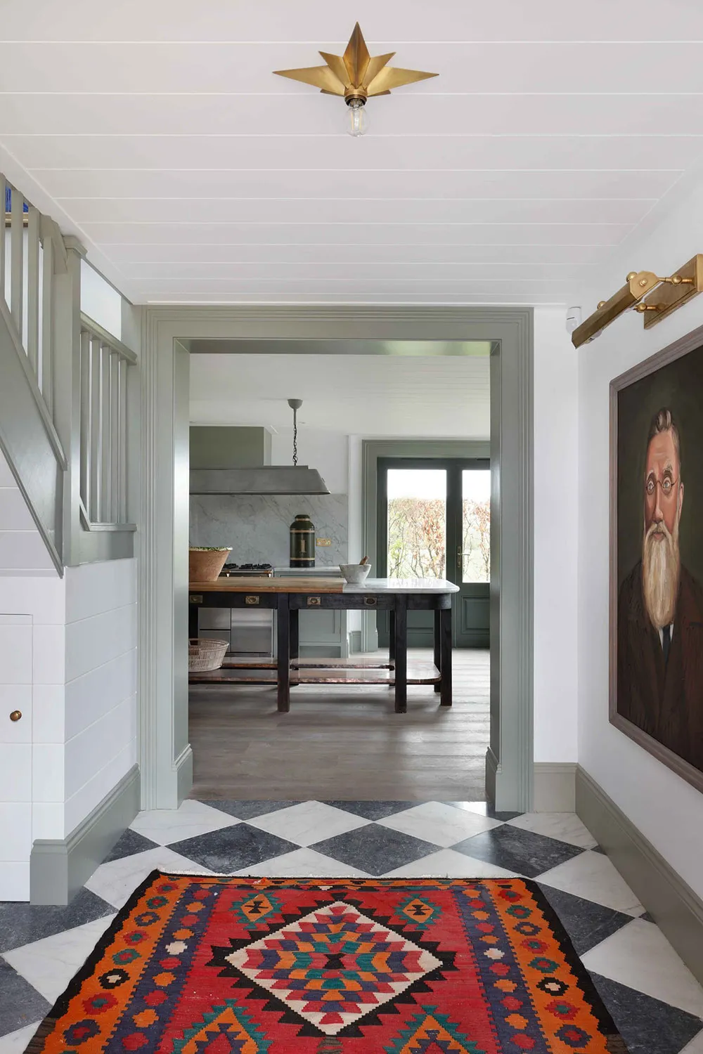 Cozy Country Cottage in England with an Engaging Art Collection - Gallery image 11