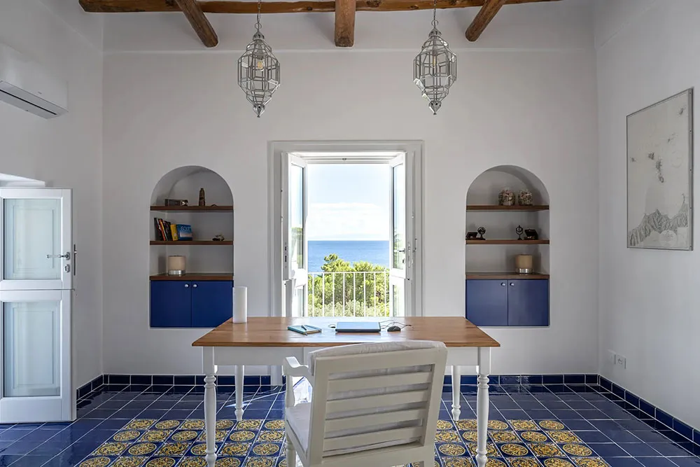 Estilo marino y motivos marroquíes: casa de vacaciones en Sicilia - 9