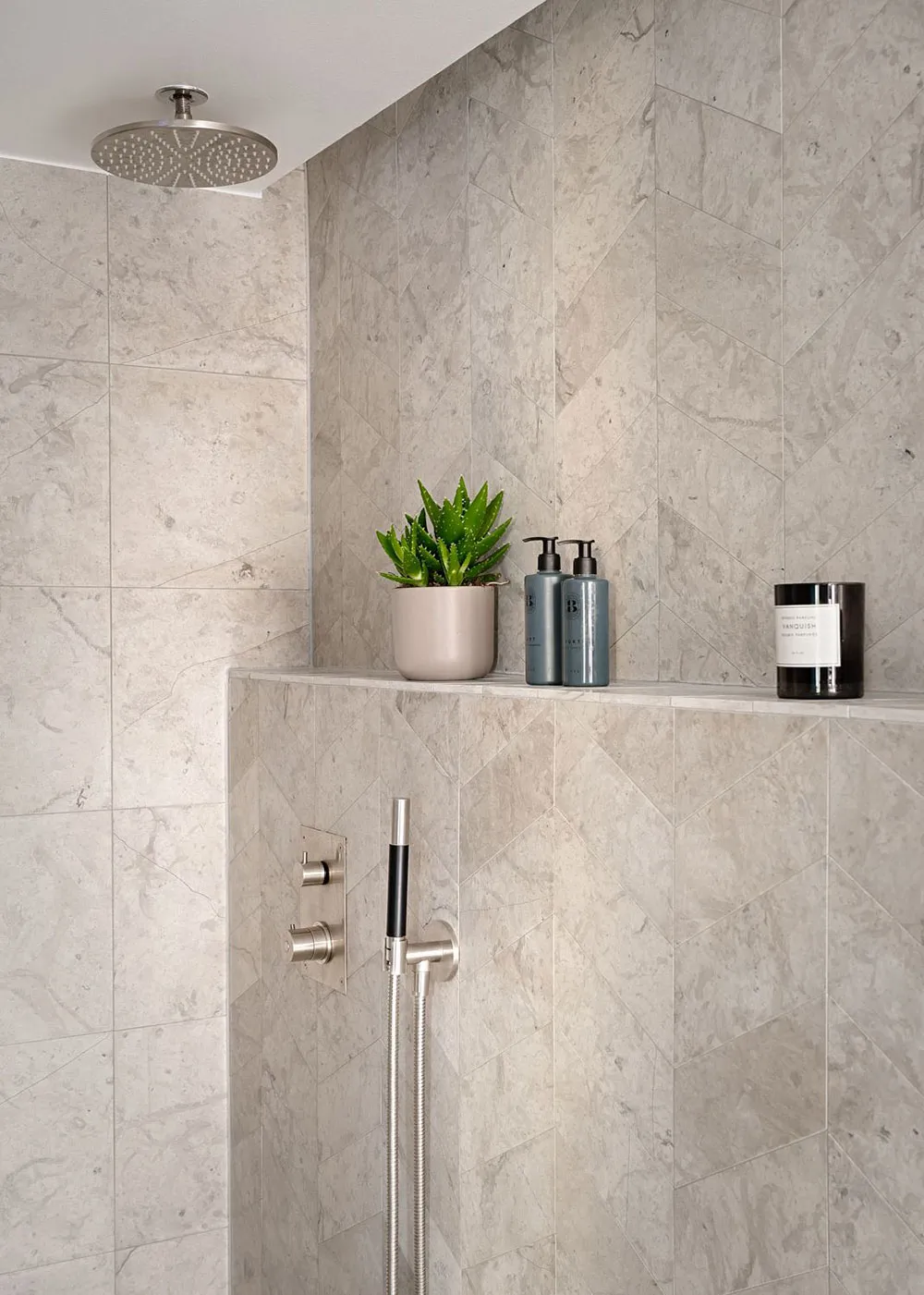 Яскрава квартира з антресоллю в колишній хлібній у Стокгольмі (75 м²) - Gallery image 18