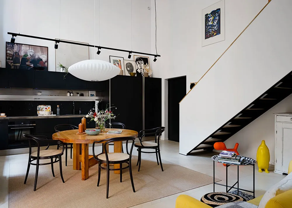 Яскрава квартира з антресоллю в колишній хлібній у Стокгольмі (75 м²) - Gallery image 3