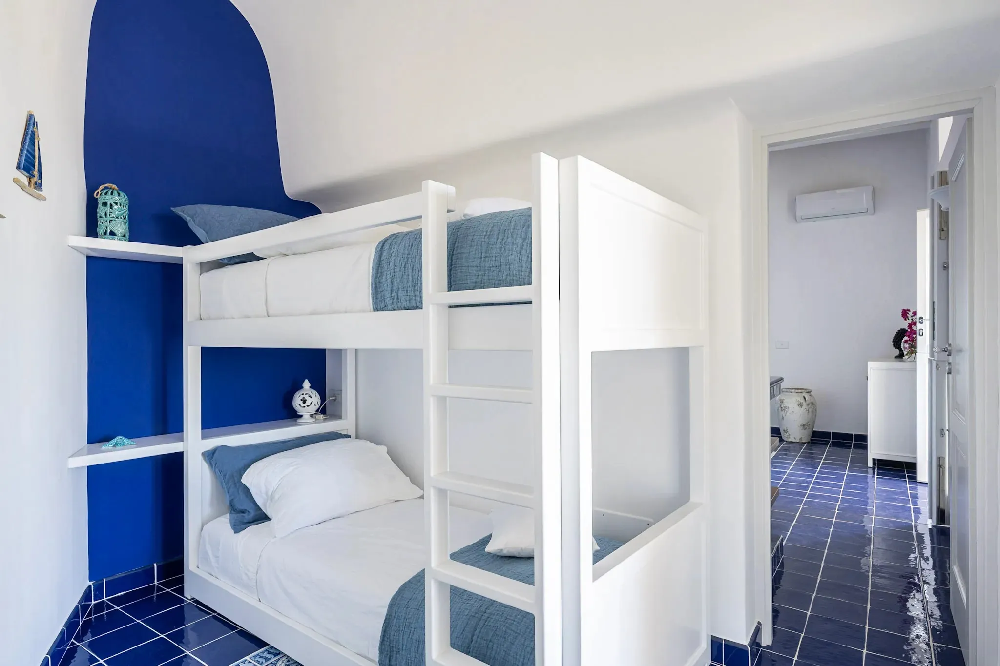 Estilo marino y motivos marroquíes: casa de vacaciones en Sicilia - 10