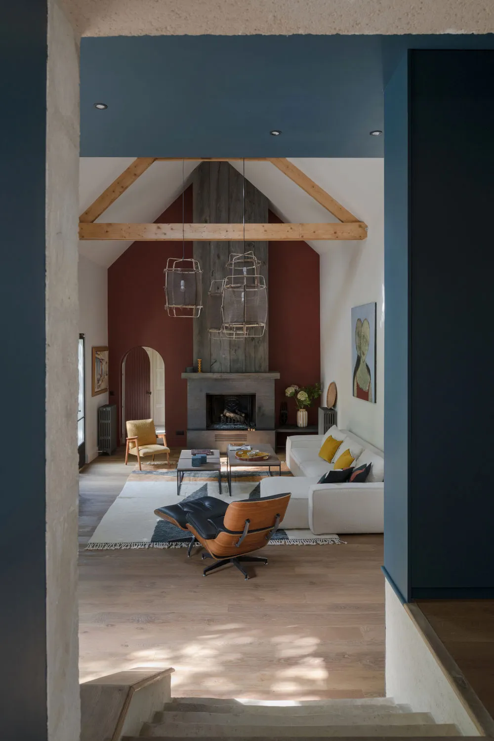 Helleres Interior eines traditionellen Hauses im Vorort von Paris - Gallery image 1