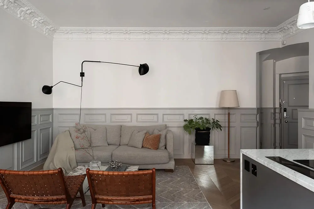 Décor mural classique et meubles modernes : une apartment élégant à Stockholm - Gallery image 8
