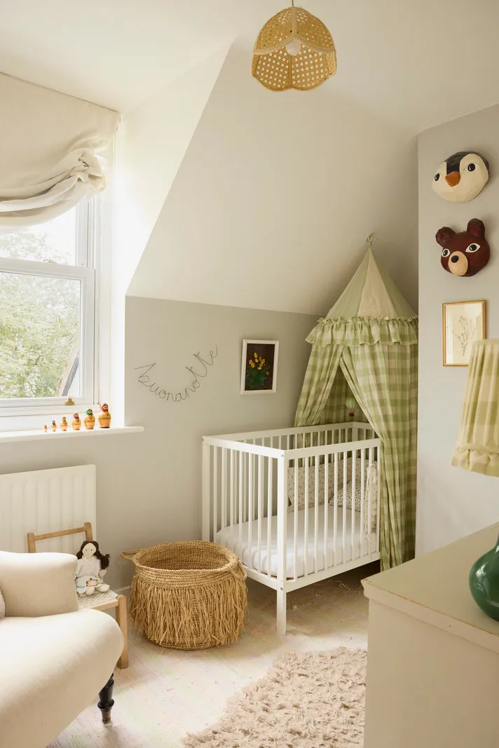 UNGEBRÄUHLICHES HAUS VOM 19. JAHRHUNDERT IN HAMPSHIRE - Gallery image 20