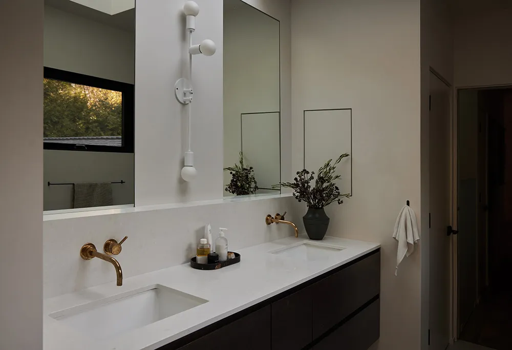 Diseño elegante en armonía con la naturaleza circundante: casa en Portland - Gallery image 14