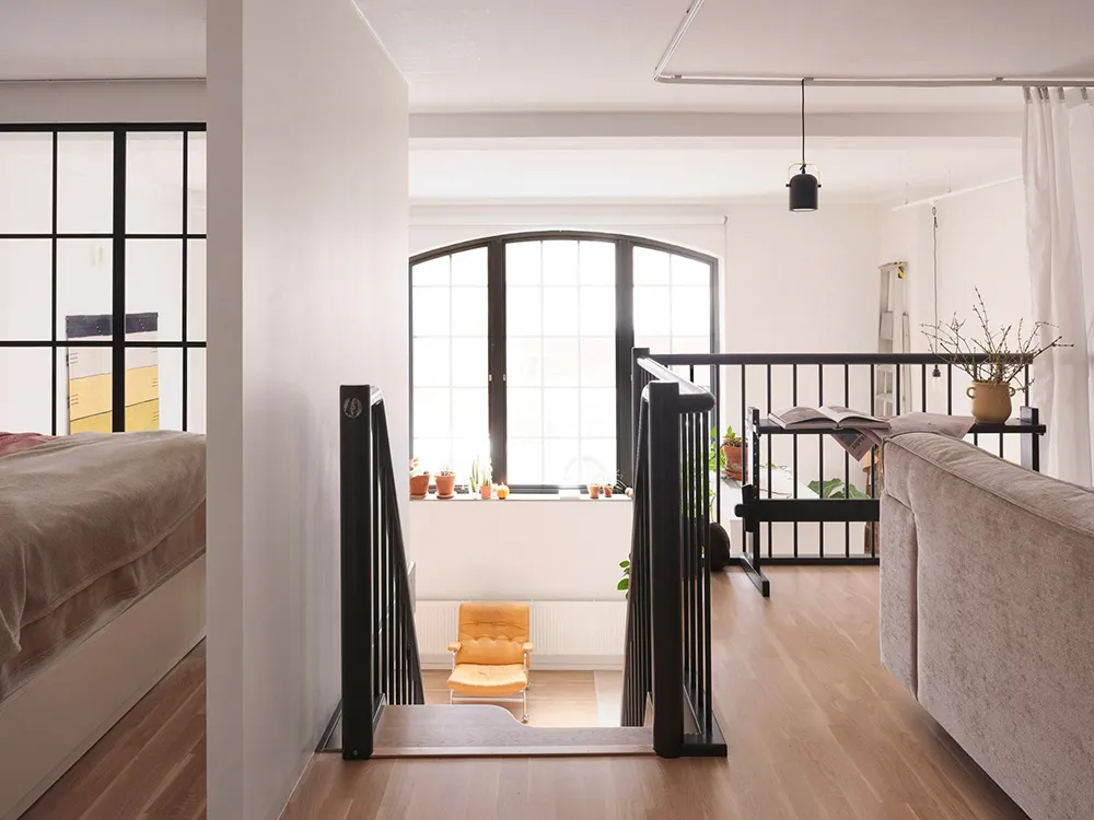 Heller Dekor und Loft-Stockwerk: Loft in ehemaligem Fabrikgebäude in Stockholm - Gallery image 17