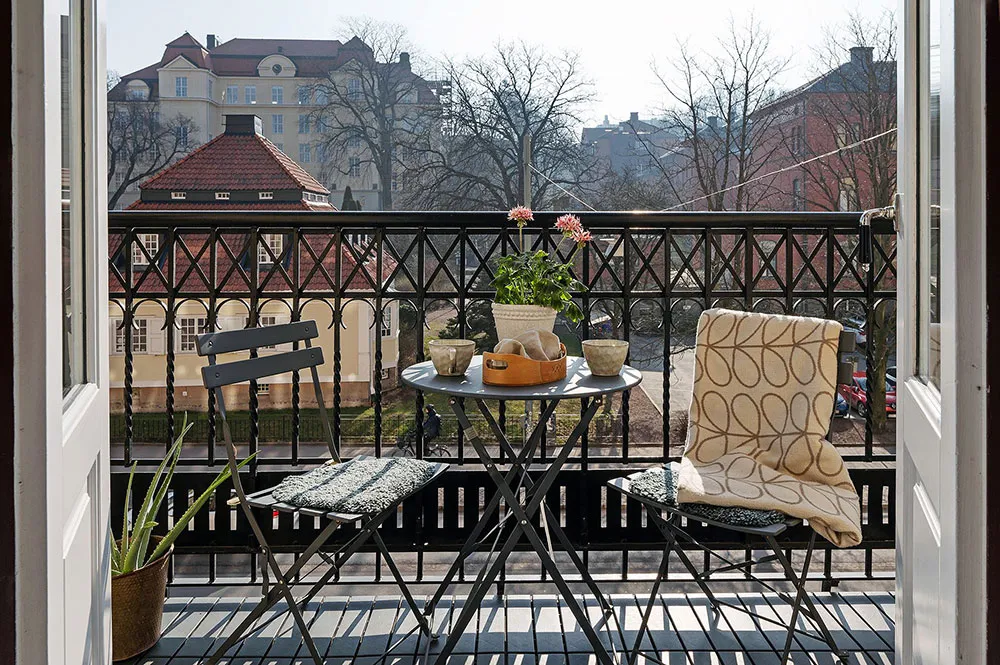 Nice pastel kitchen in light Scandinavian apartment design (100 sqm) - Gallery image 8