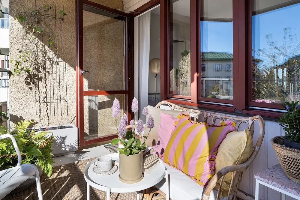 Beaux accents pastel dans le design d'une appartement en style scandinave (87 m²) - Gallery image 16