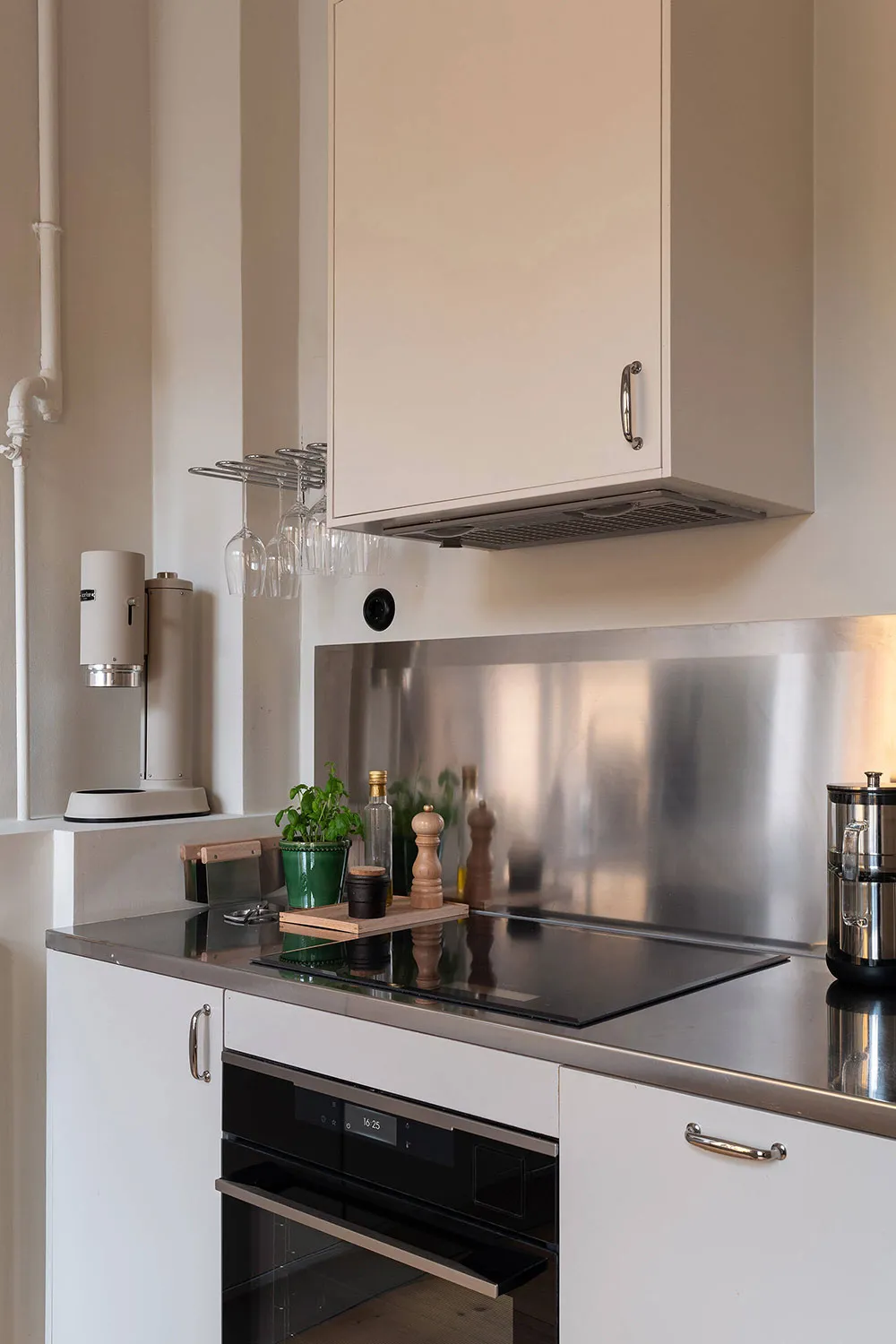 Geräumige Wohnung in Stockholm mit gemütlichem modernem Interieur (70 qm) - Gallery image 10