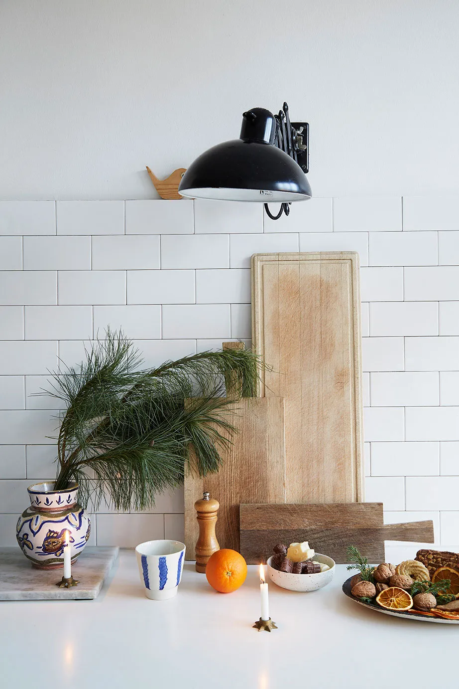 Interior festivo luminoso de un apartamento en Dinamarca - Gallery image 20