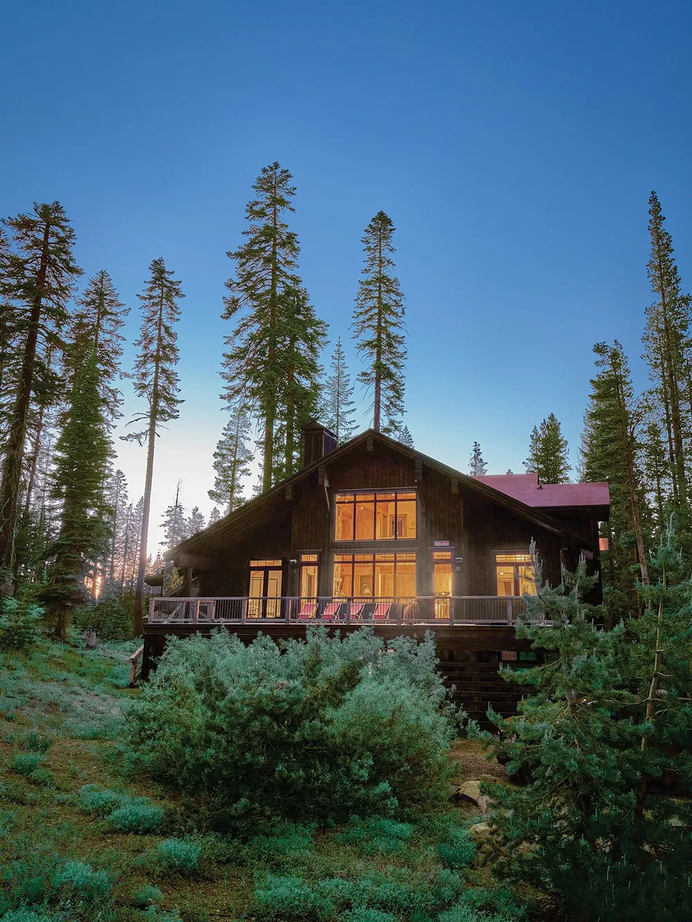 Mountain Cottage Designer in California Mountains with Colorful Interiors - Gallery image 1