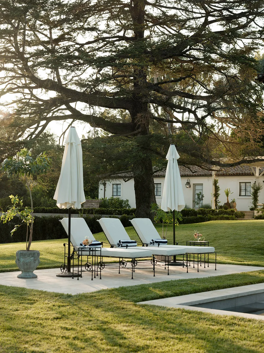 Hervorragendes spanisches Villa mit Garten in Los Angeles - Gallery image 1