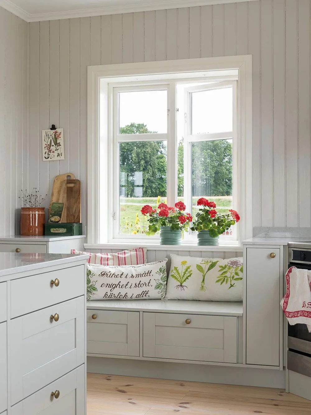 Будто стоит здесь с прошлого века: новый дачный домик в традиционном стиле - Gallery image 7