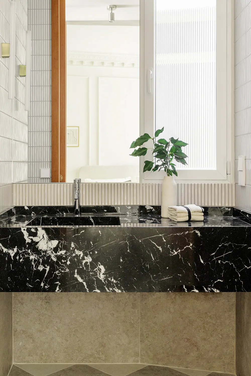 De una aburrida y vieja casa a elegantes apartamentos con encanto parisino - Gallery image 10