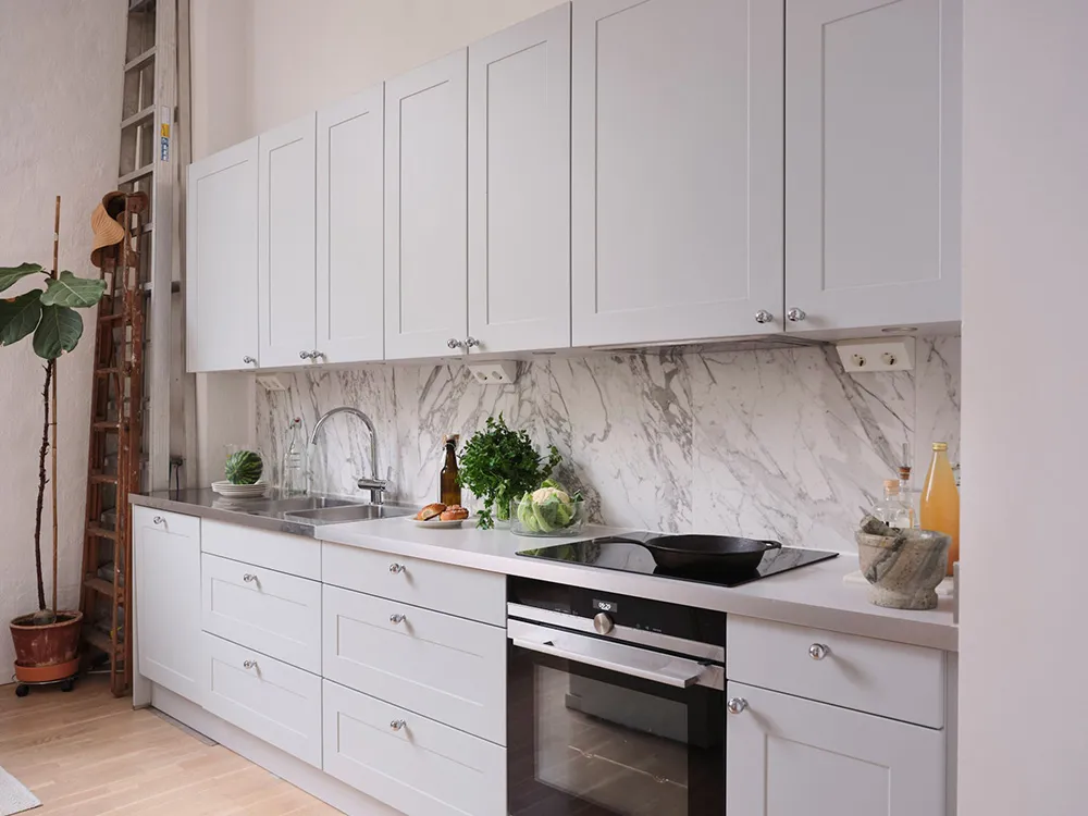 Heller Dekor und Loft-Stockwerk: Loft in ehemaligem Fabrikgebäude in Stockholm - Gallery image 6