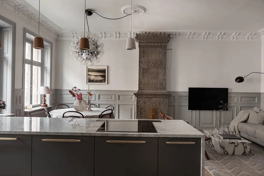 Décor mural classique et meubles modernes : une apartment élégant à Stockholm - Gallery image 5