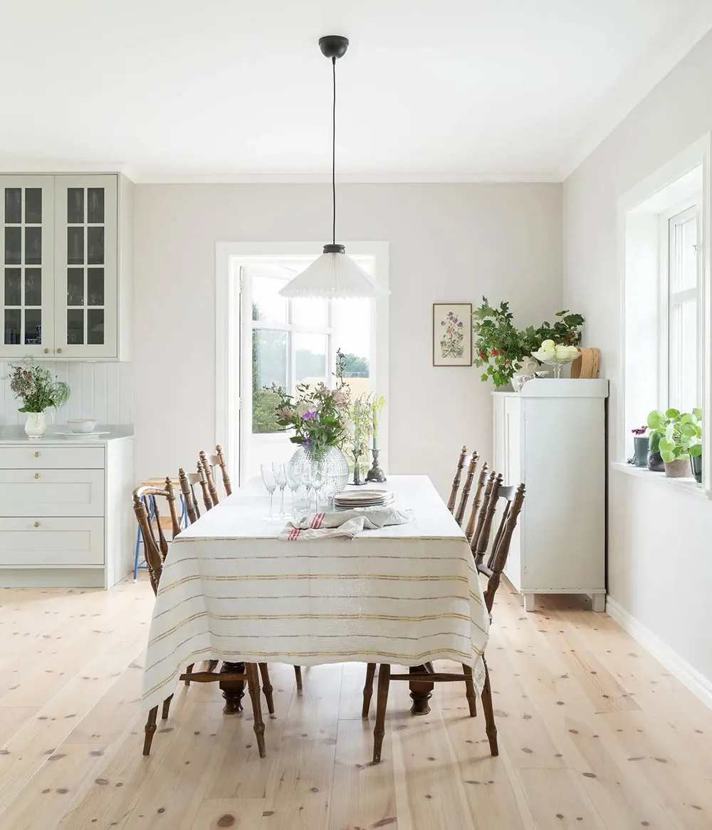 Будто стоит здесь с прошлого века: новый дачный домик в традиционном стиле - Gallery image 5