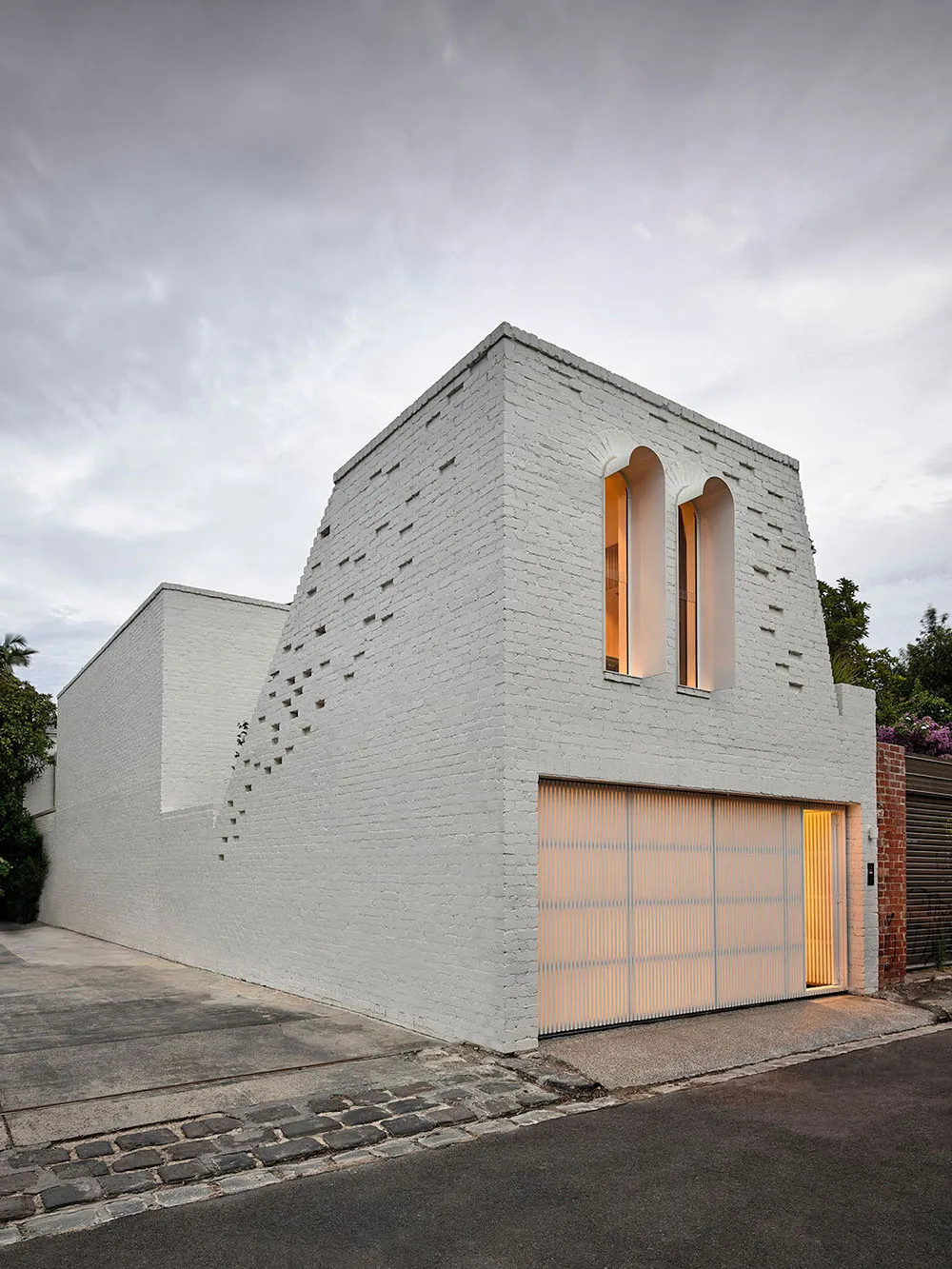Casa moderna en Melbourne con concepto abierto y diseños de interiores elegantes - 18