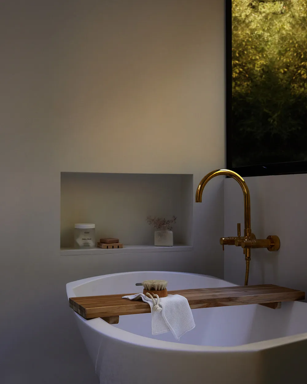 Diseño elegante en armonía con la naturaleza circundante: casa en Portland - Gallery image 13