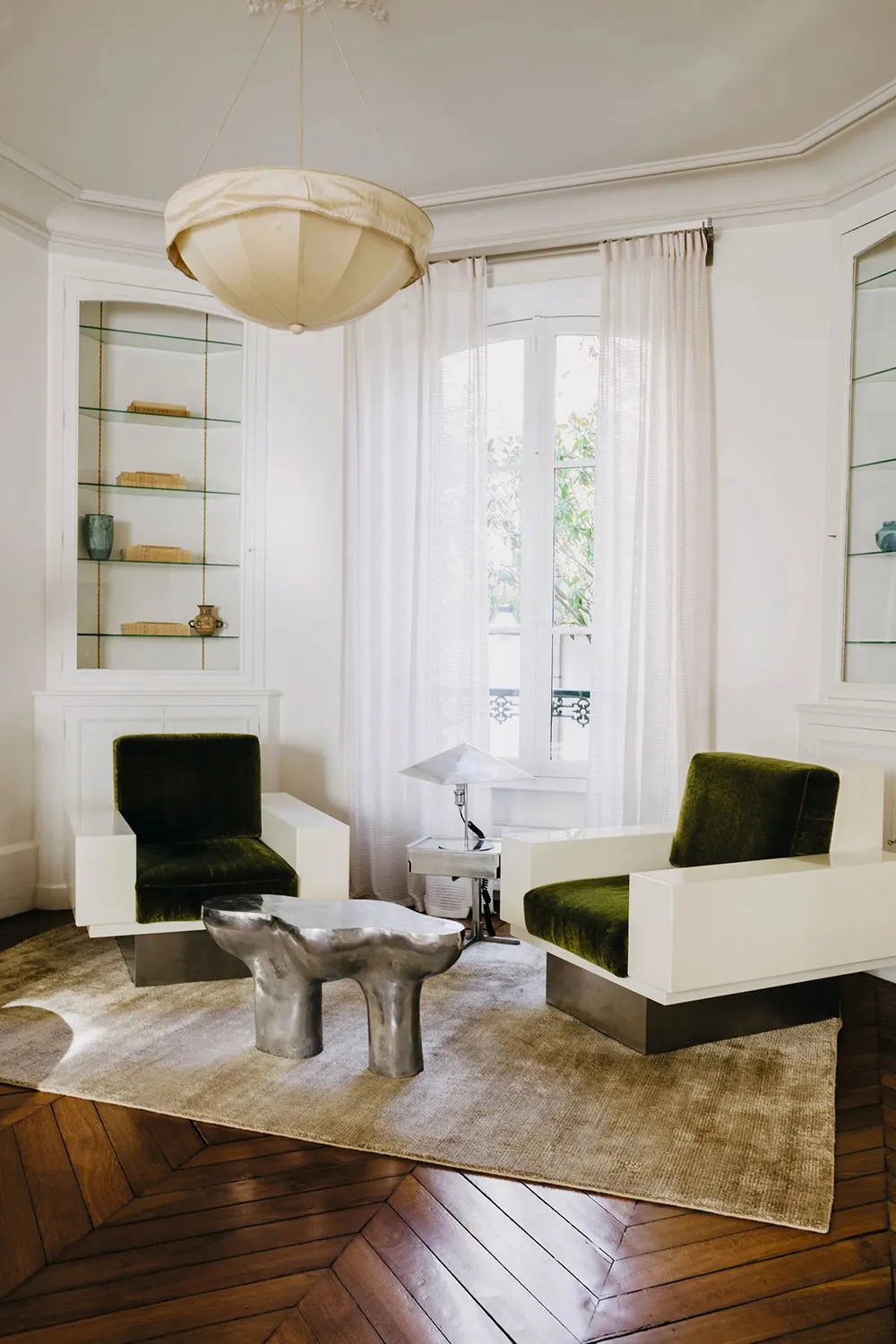 Intérieurs extravagants d'une maison historique à Paris - Gallery image 14