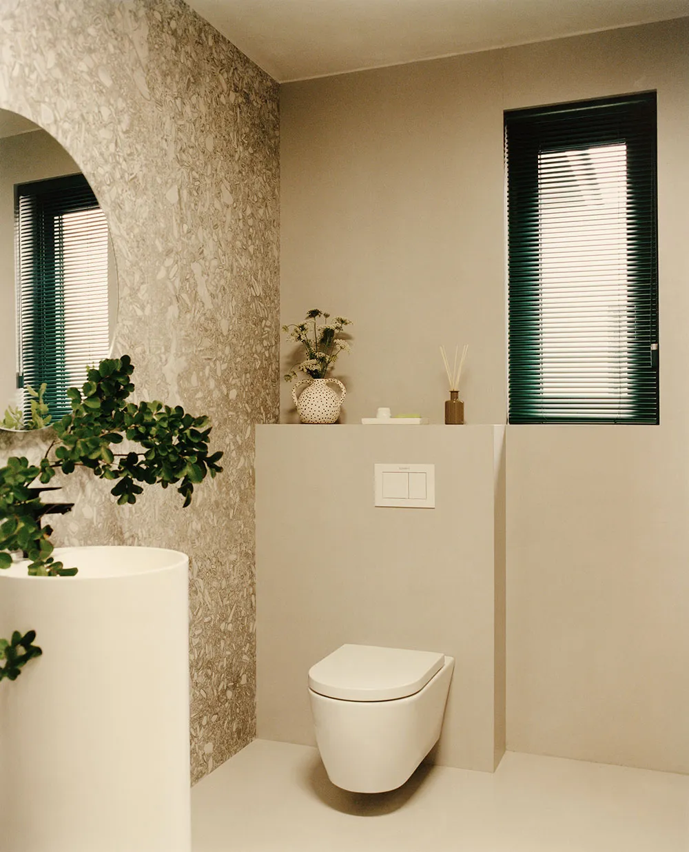 Designmöbel und minimalistische Oberteilung: modernes Interieur in China - Gallery image 14