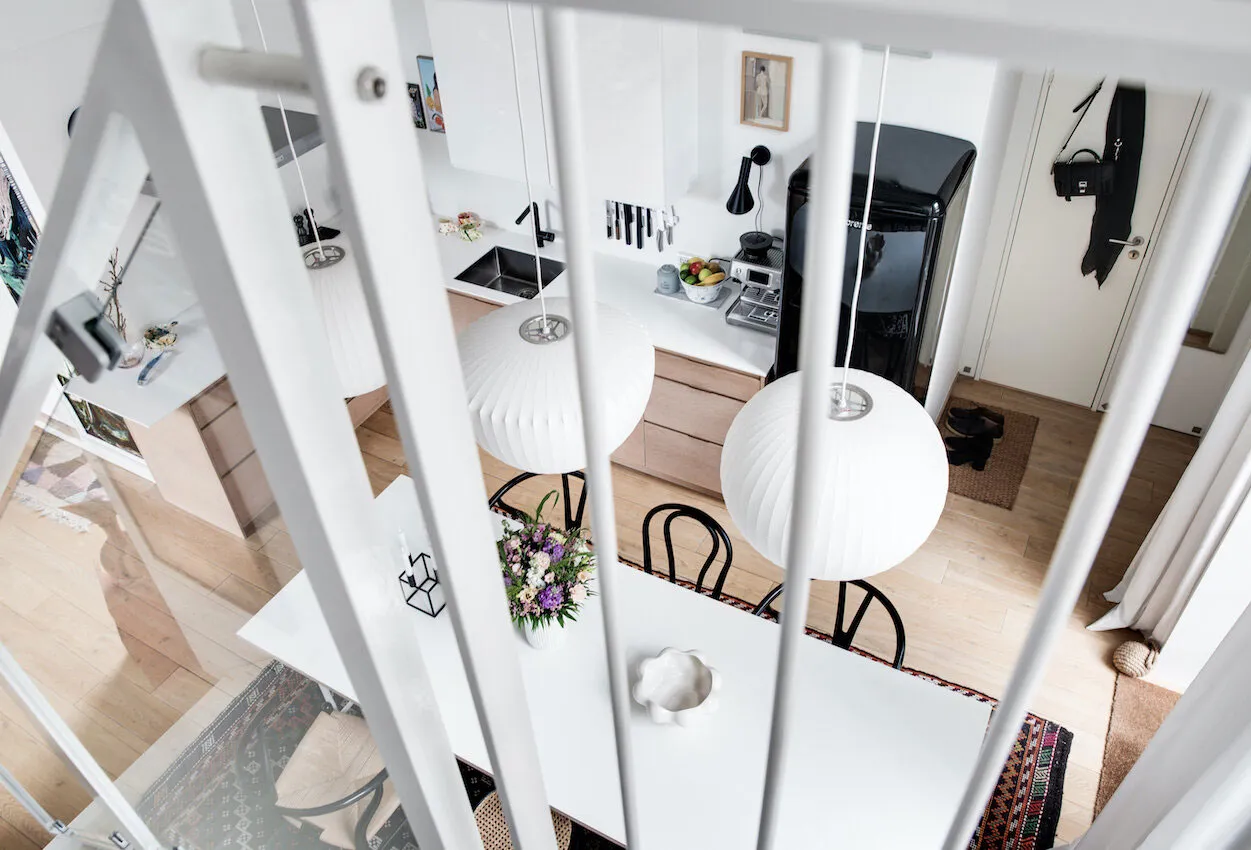 Plafonds très hauts et deux mansardes : appartement dans un bâtiment d'usine à Copenhague - Gallery image 9