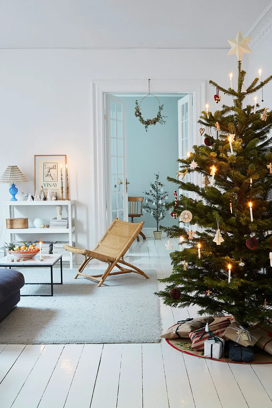 Interior festivo luminoso de un apartamento en Dinamarca - Gallery image 11